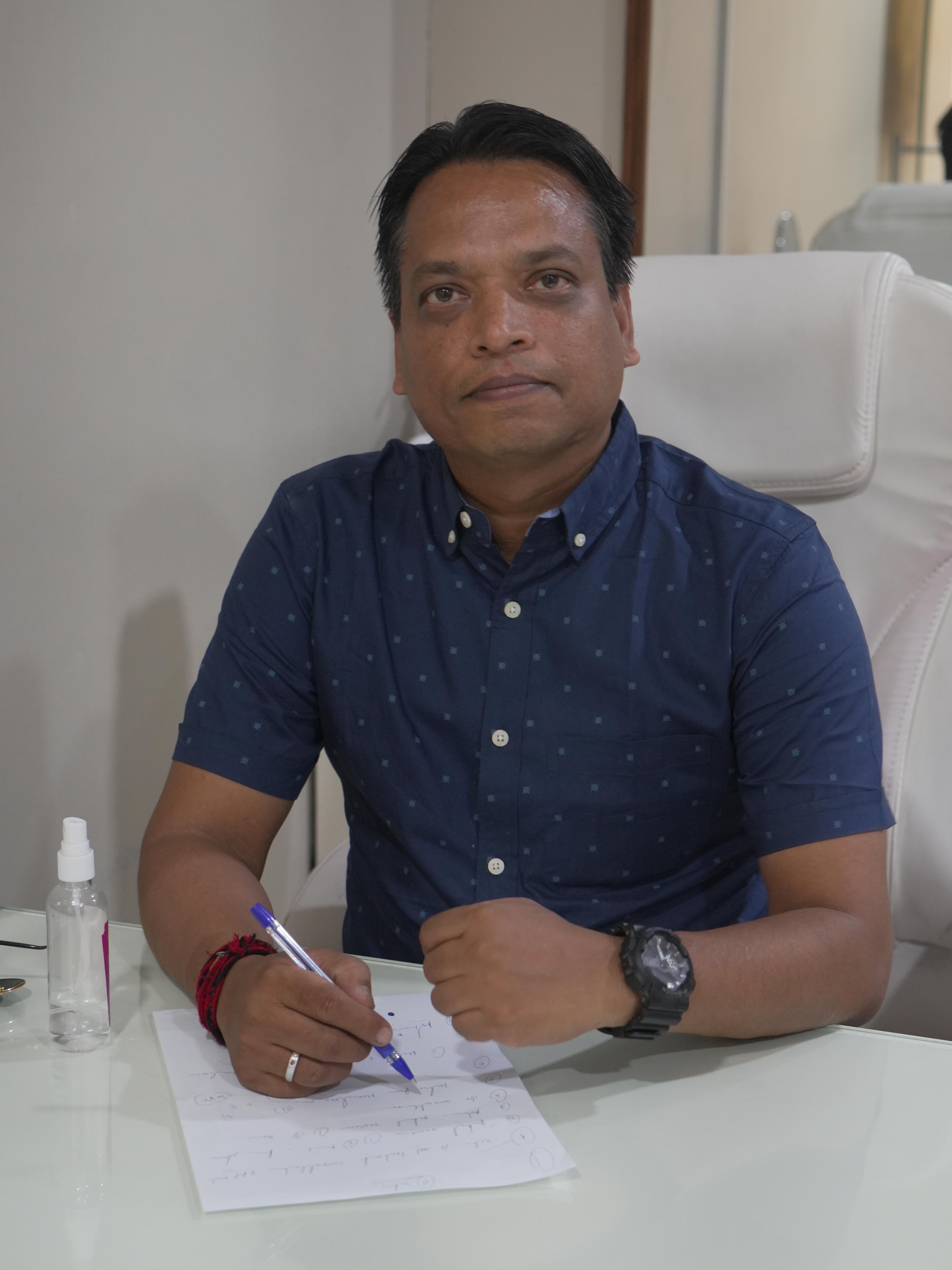 Director 2